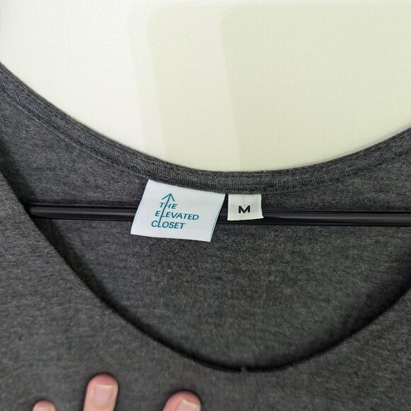 NWOT The Elevated Closet Tunic size Medium - Picture 2 of 4